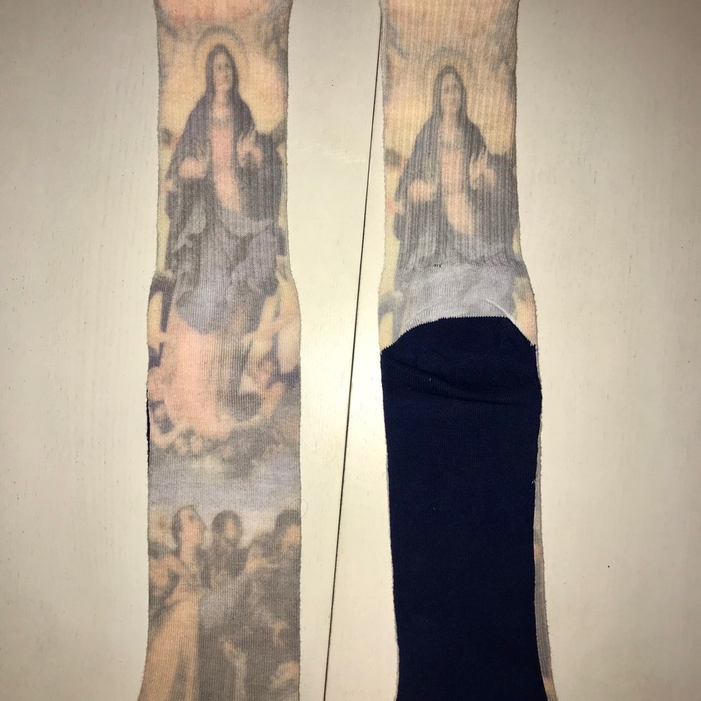 BRAND NEW!** Men’s size 8-12